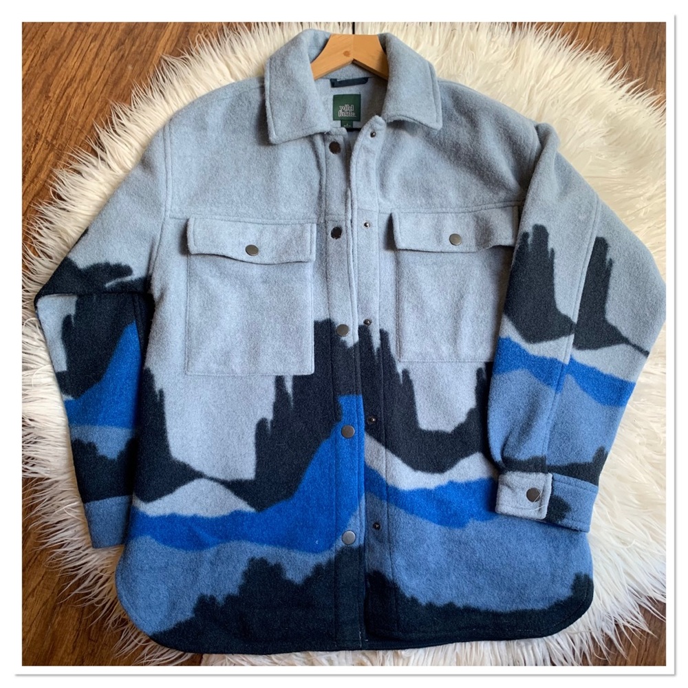 Wild Fable Target Scenic Button Front Shacket Blue Size Small. Fits like M or L